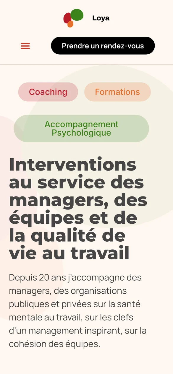 Version mobile du site de Loya, psychologue, coach et formatrice, réalisé par Station Tech